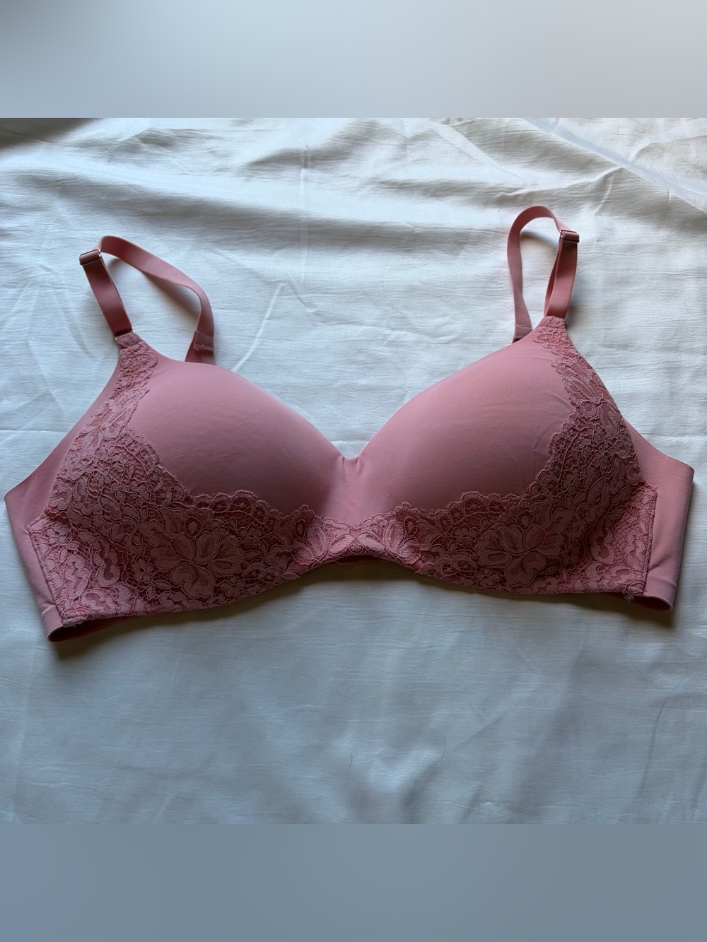 La vie en rose sleekback pink wireless bra size 40C